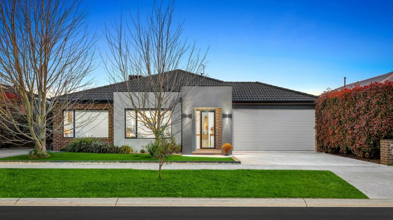 7 Ferndown Drive, photo 10