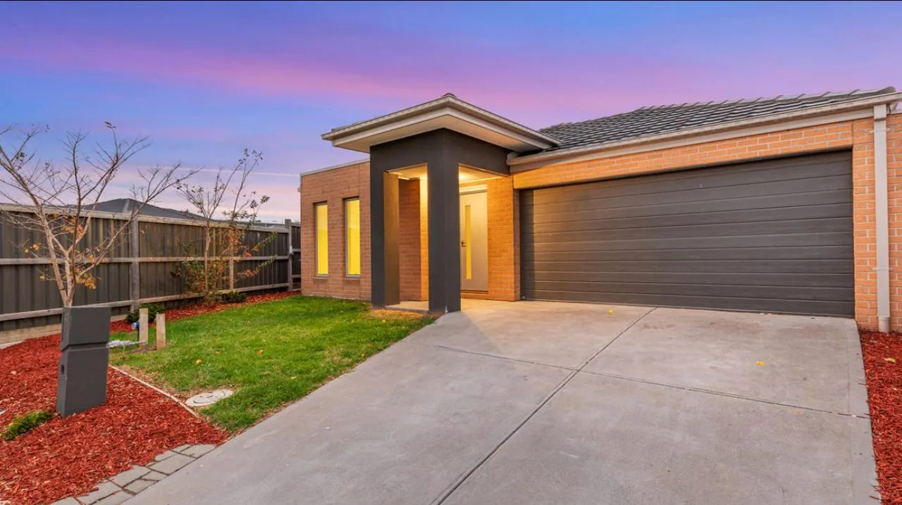 a warm respite home in Cranbourne